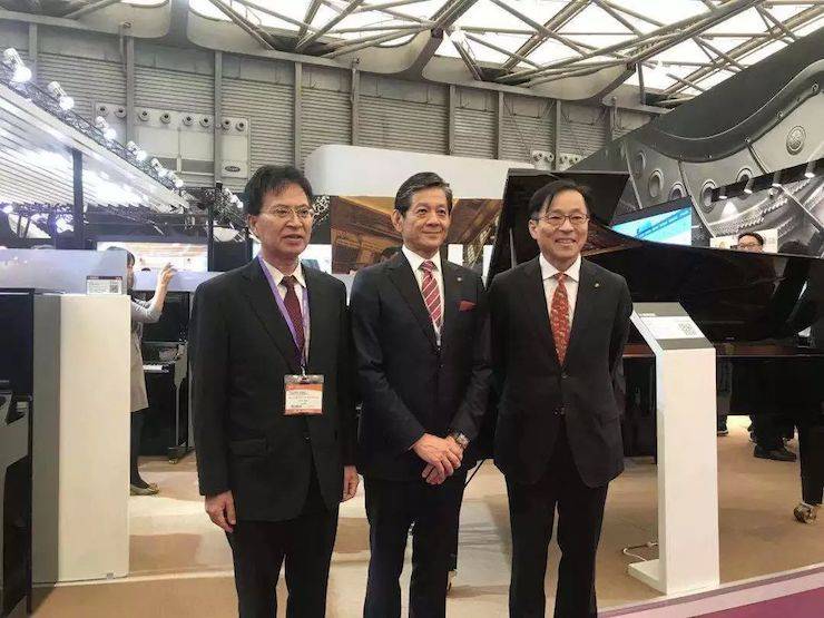 w88win优德公司领导合影